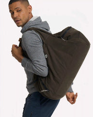 Vuori Gym Bag | Army