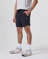 Crosscourt Short Unlined 7"| Black Logo Graphic