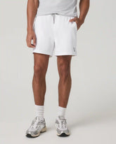 Vuori HardKore Short Lined 5" | White