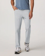 Vuori Meta™ Pant Classic Fit 32" | Sea Fog