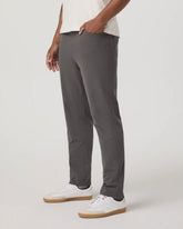 Vuori Meta™ Pant Classic Fit 34" | Warm Grey