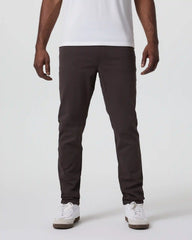 Vuori Meta™ Twill Pant Athletic Slim 32" | Sangria