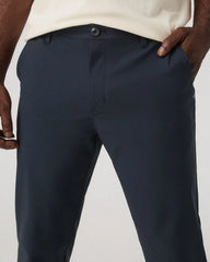 Cascade Tech Chino Pant Classic Fit 32" | Ink