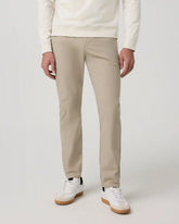Vuori Meta™ Trouser Athletic Slim Fit 30" | Truffle