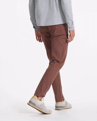 Vuori Meta™ Pant Athletic Slim Fit 30" | Hazelnut