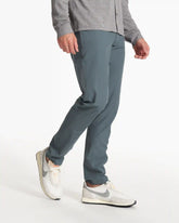 Vuori Meta™ Pant Athletic Slim Fit 32" | Lake