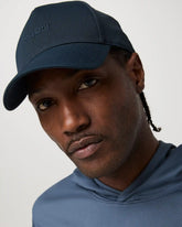 Vuori Logo Signal Golf Hat | Navy