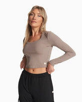 Long Sleeve Pose Scoop Tee | Graphite