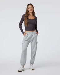 Long Sleeve Pose Scoop Tee | Sangria