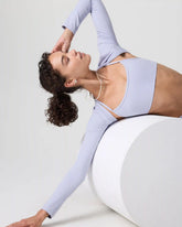 Vuori AllTheFeels™ Shrug | Lavender Mist