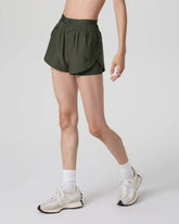 Luna Short 2" | Kale