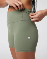 Vuori AllTheFeels™ Short 4" | Pistachio