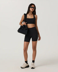 Vuori AllTheForm™ Pocket Short 6" | Black Tonal