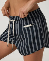 Clementine 2.0 Short 4" | Ink Bayside Stripe