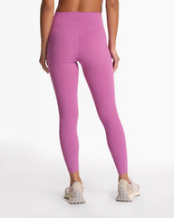 Vuori AllTheFeels™ Legging - Short | Claret