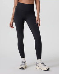 Vuori AllTheForm™ Legging - Short | Black