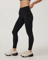 Vuori AllTheForm™ Pocket Legging | Black Tonal