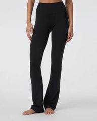 Vuori AllTheFeels™ Slim Flare - Short | Black