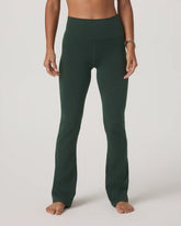Vuori AllTheFeels™ Slim Flare | Evergreen