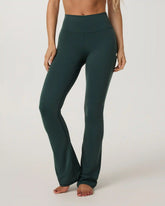 Vuori AllTheFeels™ Slim Flare | Hemlock