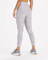Clean Elevation Legging-Short | Pale Heather Camo