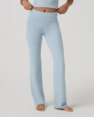 Vuori AllTheFeels™ Straight Leg | Eggshell Blue