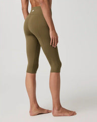 Vuori AllTheFeels™ Shirred Crop | Saguaro