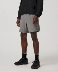 Vuori HardKore Short Lined 7" | Smoke
