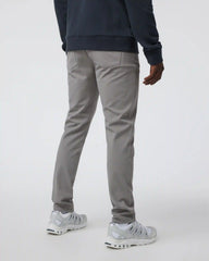 Vuori Meta™ Twill Pant Athletic Slim 30" | Shiitake