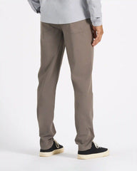 Vuori Meta™ Pant Athletic Slim Fit 32" | Cocoa