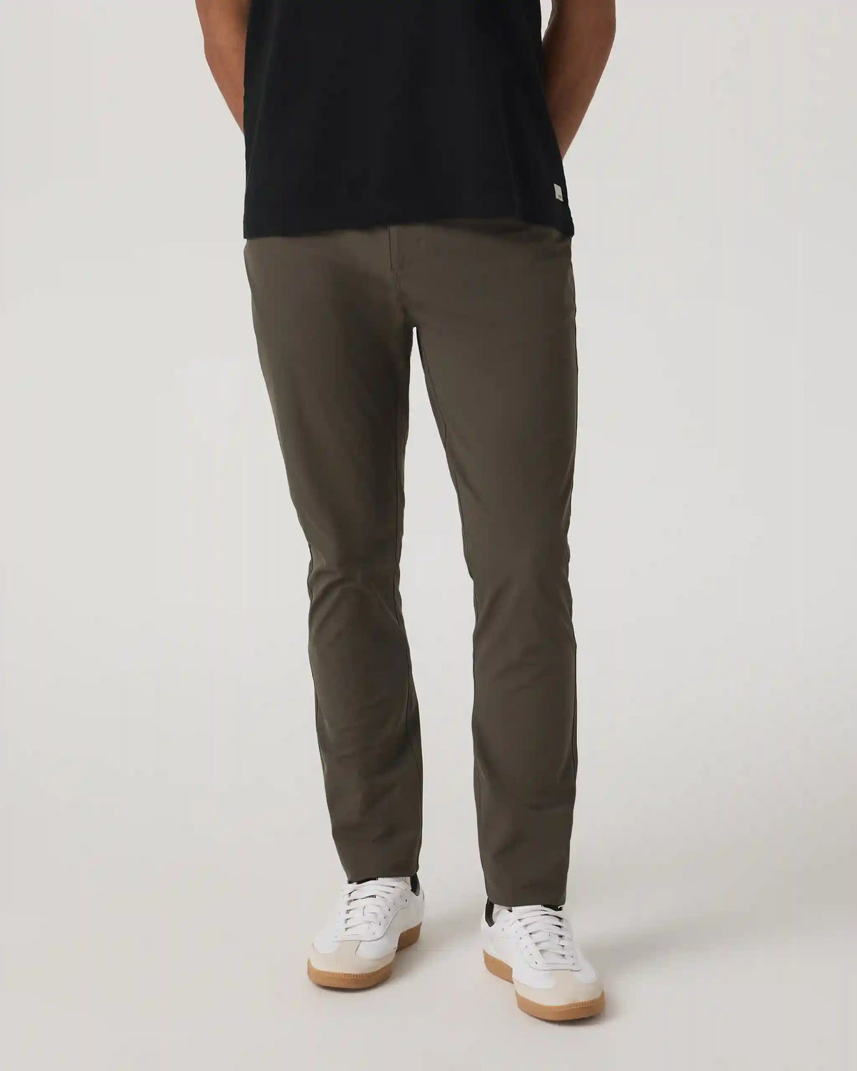 Vuori Meta™ Pant Athletic Slim Fit 32” | Dark Oregano
