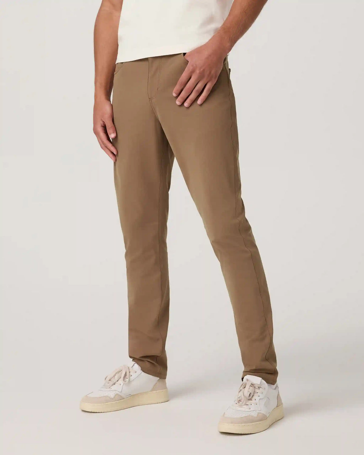 Vuori Meta™ Pant Athletic Slim Fit 32" | Pecan