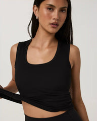 Halo Essential Scoop Tank | Black Tonal