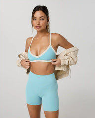 Vuori AllTheForm™ V Neck Bra | Sea Folly
