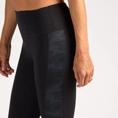 Asymmetric Block Legging | Black / Black Camo