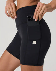 Vuori AllTheForm™ Pocket Short 6" | Black