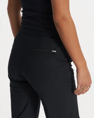 Womens Vuori Meta™ Wideleg Pant - Short | Black