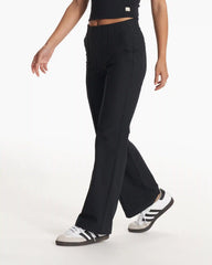 Womens Vuori Meta™ Wideleg Pant - Short | Black