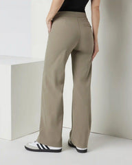 Womens Vuori Meta™ Wideleg Pant - Short | Taupe