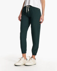 Weekend Jogger | Grass