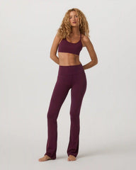 Vuori AllTheFeels™ Slim Flare - Long | Cerise