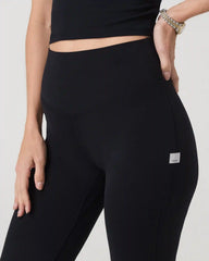 Vuori AllTheForm™ Flare - Long | Black
